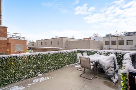 206, 881 15 Avenue SW - 1 - Photo 4
