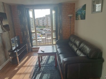 1 Bed Flat, Allanfield Place, EH7 - Photo 3