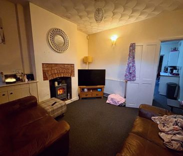 WATERLOO STREET - Photo 1