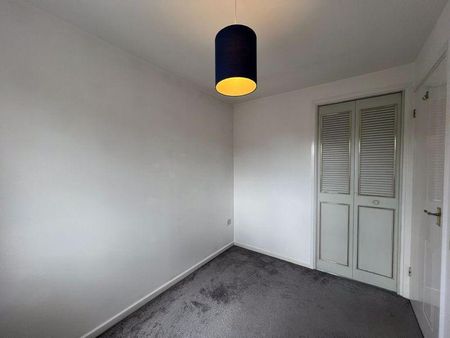2 bedroom end of terrace house to rent - Photo 3