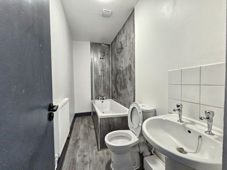 2 Bed Flat, Lower Clapton Road, E5 - Photo 5