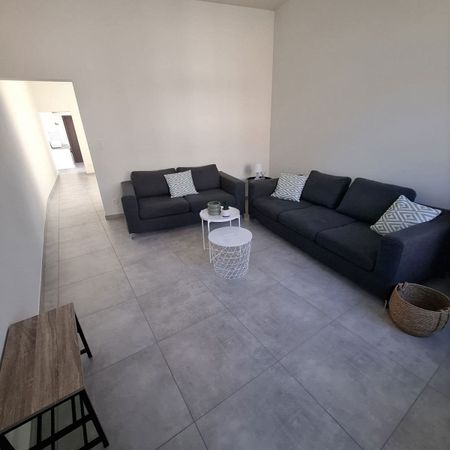 colocation de 4 chambres entièrement rénovées à 6041 Gosselies - Foto 4