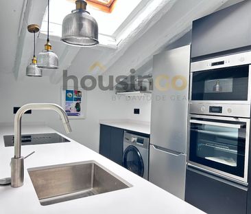 Penthouse for rent in Madrid (Centro) - Photo 1