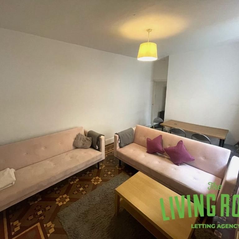 5 bedroom house to rent - Photo 1