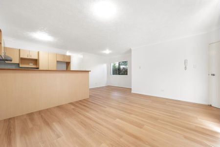 East Brisbane - Photo 5