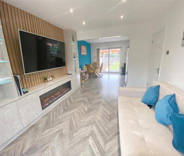 3 bedroom semi-detached house to rent - Photo 1