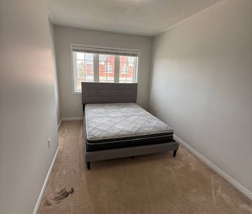 For Lease - 514 Candlestick Circle Unit# Upper, Mississauga, Ontario - Photo 2