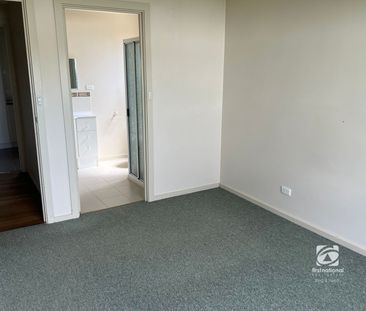 PLENTY OF SPACE - Photo 4