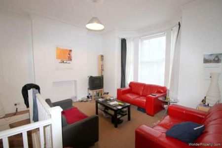 2 bedroom property to rent in London - Photo 2