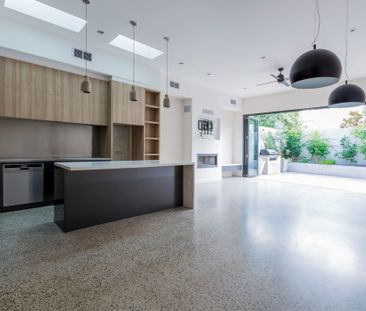 25 Edsall Street, Malvern VIC 3144 - House For Rent | Domain - Photo 3