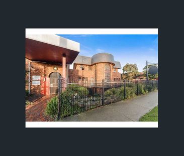 Ground Floor Apartment easy access with no stairs - Photo 5