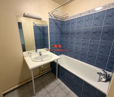 Location Appartement 2 pièces 45m² - Photo 3