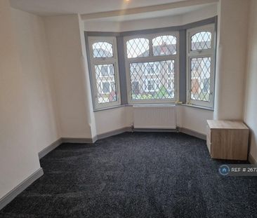 3 bedroom terraced house to rent - Photo 1