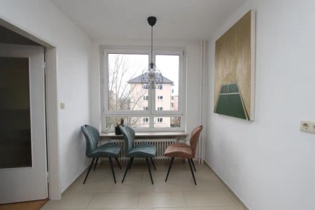 Großzügig geschnittene 2-Zimmer-Wohnung in Kassels Zentrum mit Blick ins Grüne - Photo 4