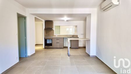 Appartement 3 pièces de 65 m² à Bollène (84500) - Photo 2