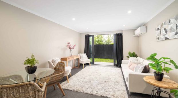 Tidy Three Bedroom Townhouse - Photo 1