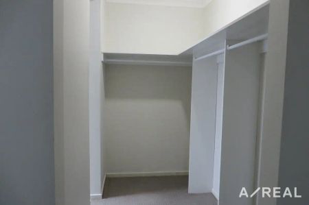 “Welcome Home!” - Photo 2