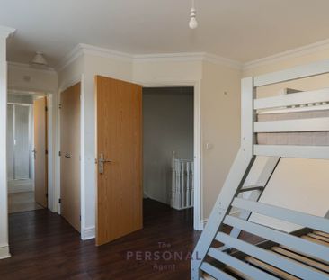 Horton Crescent, Epsom - Photo 3