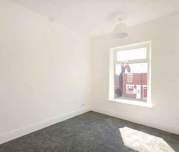 4 bedroom Terraced House to rent - Photo 4