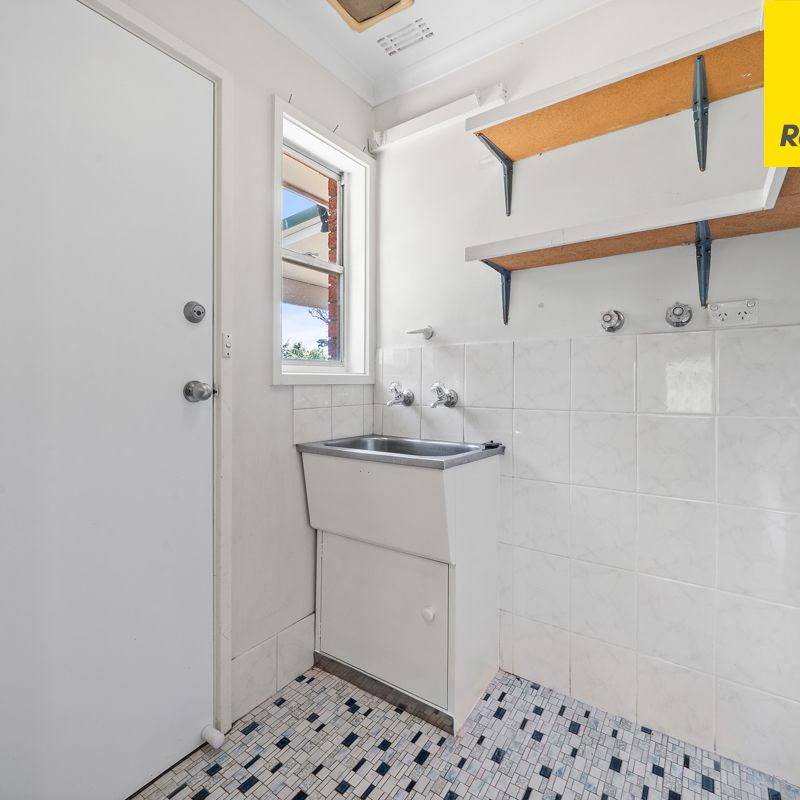 18 Ogilby Crescent, Page ACT 2614 - House For Rent | Domain - Photo 1