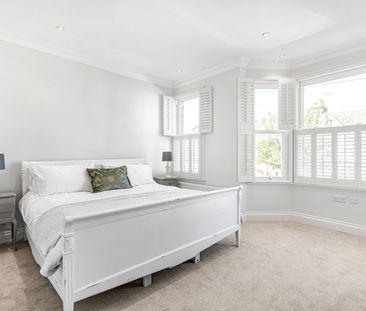 3 Bed End Terrace, Ravensbury Road, SW18 - Photo 3