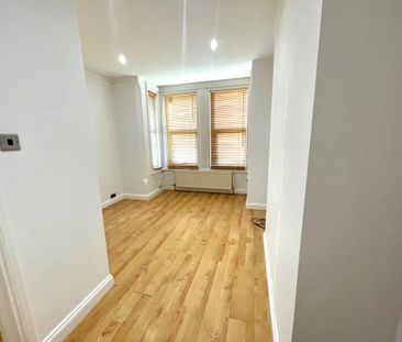2 bedroom house to rent - Photo 2