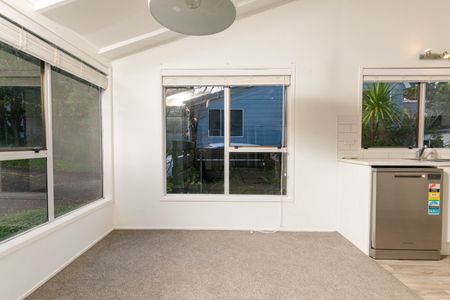 Great Location in Birkenhead - Photo 2