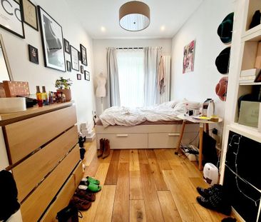 3 bedroom flat to rent - Photo 6