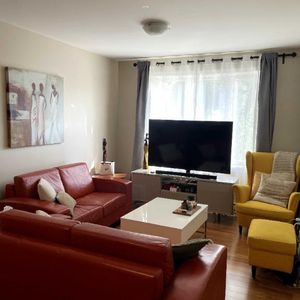 🌟 Superbe appartement 3 ½ tout meublé ou non à louer 🌟 - Photo 2