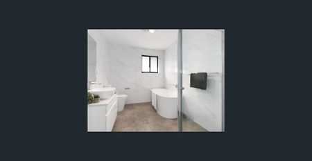 FOUR BEDROOM FAMILY HOME! - Photo 5