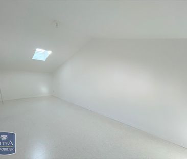 Location Appartement 3 pièces 79m² COUTRAS 33230 - Photo 3