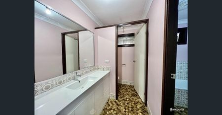 Spacious & Well-Located Family Home - Photo 3