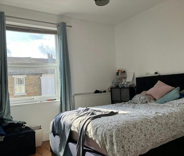Detached house to rent on - Photo 5