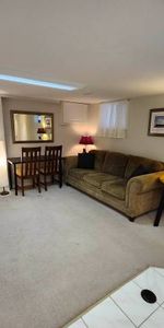 Cozy bright one bedroom basement - Photo 4