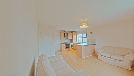 2 bedroom flat to rent - Photo 4