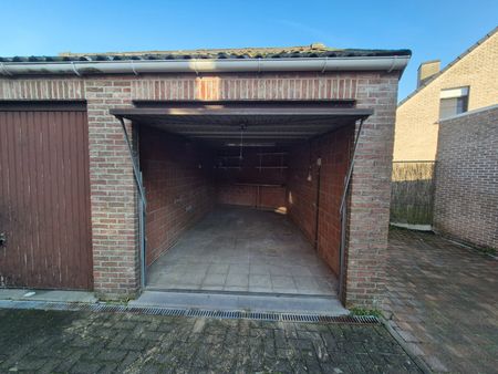 vernieuwd appartement te huur te Roeselare - Foto 2