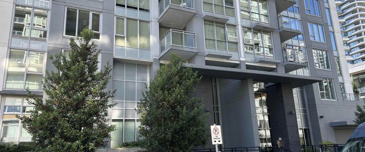 13325 102 A STREET — Bachelor - Photo 1