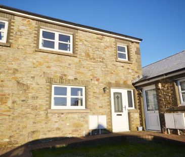 3 bedroom end of terrace house to rent - Photo 4