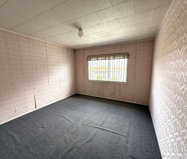 Prime Location! Easy access to all you could need! - Photo 5