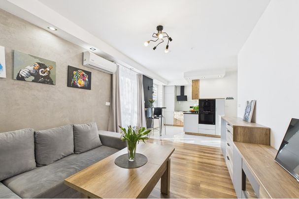 Słoneczne 2 pokoje, Bielany, blisko metra - Zdjęcie 1