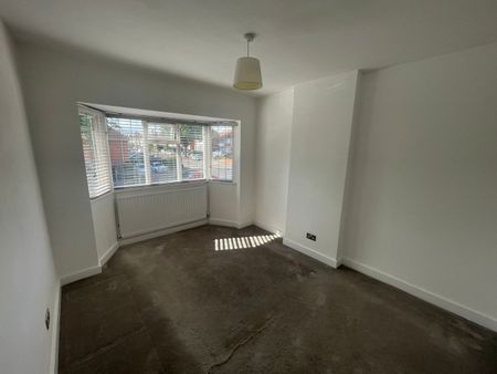 3 Bed Semi-Detached House, Gilbertstone Avenue, B26 - Photo 2