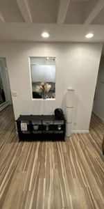 1 bedroom in Mount Pleasant - Photo 4