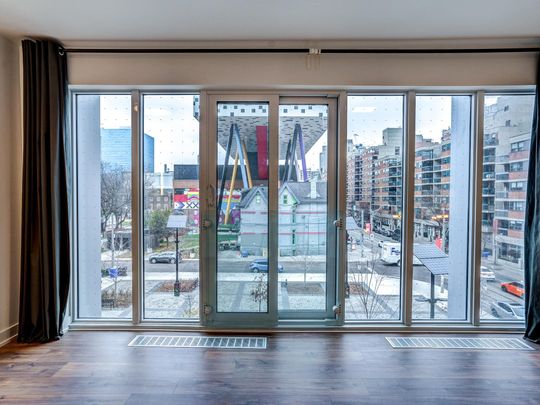 For Lease - 50 McCaul Street Unit# 404, Toronto, Ontario - Photo 1