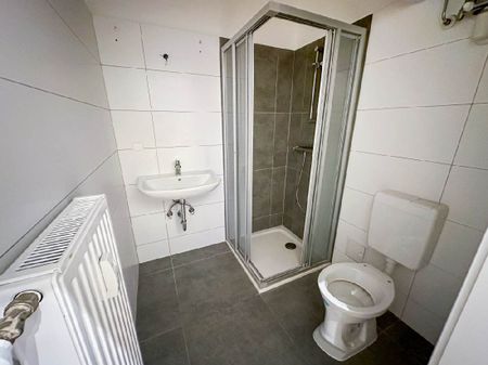 Mietwohnung in Bad Gleichenberg: Lichtdurchfluteter Altbau-Charme…! - Photo 5