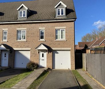 3 bedroom end of terrace house to rent - Photo 5