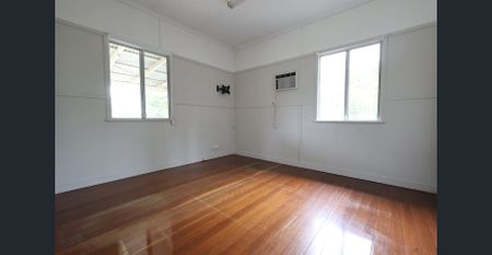 Available Now / Short Term Tenancy Available! - Photo 4