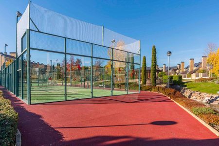 7 bedroom luxury Semidetached House for rent in Pozuelo de Alarcón, Spain - Photo 2