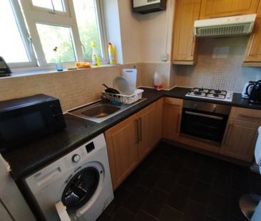 Room in a Shared Flat, Archway, N19 - Photo 5