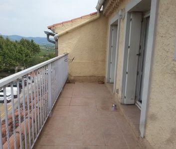 Location Appartement 1 pièce 34m² PIERREFEU DU VAR 83390 - Photo 2