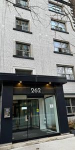 Sublet-Studio Apartment in Jarvis ST from Dec -Apr. for $1900 - Photo 4